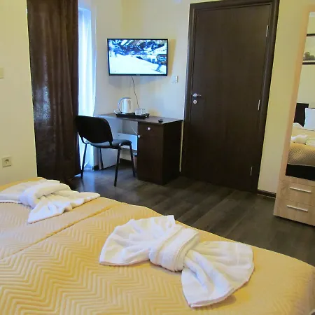 Bavaria House Pensiune Govedarți